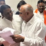 भाजपा प्रदेश अध्यक्ष से मिलकर ओवर ब्रिज के वैकल्पिक मार्ग में डामरीकरण करवाने की मांग