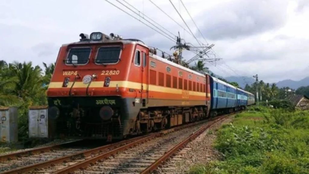 भोपाल के रेल यात्रियों के लिए खुशखबरी : 29 स्टेशनों पर टिकट बुकिंग एजेंट नियुक्त होंगे, आसानी से मिलेंगे जनरल टिकट