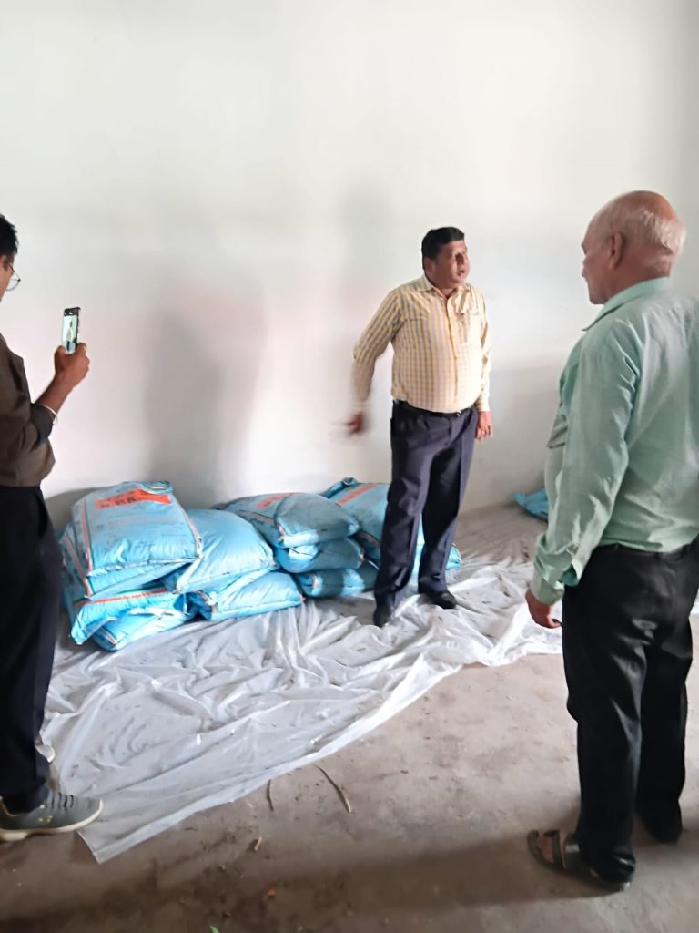 घोड़ाडोंगरी में कृषि आदान प्रतिष्ठान का औचक निरीक्षण, अनाधिकृत उर्वरक एवं जैविक खाद जप्त, एफआईआर की कार्रवाई