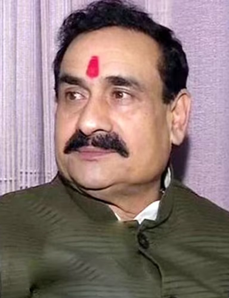 एक ‘सीक्रेट सर्वे’ और रेस से बाहर हो गए नरोत्तम मिश्रा? इन पांच कारणों से बीजेपी ने नहीं दिया दतिया से टिकट