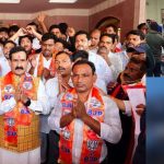 दतिया में नरोत्तम मिश्रा के समर्थकों का बवाल, पत्थरबाजी में SP समेत 6 घायल, NH-44 पर 15 KM लंबा जाम