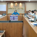 खाद का सुचारू वितरण कराएं, अनियमितता करने वालों के विरुद्ध सख्त कार्रवाई करें : कलेक्टर डॉ. सोनवणे