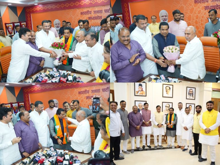 भाजपा के प्रदेश अध्यक्ष हेमंत खण्डेलवाल के समक्ष कांग्रेस के वरिष्ठ नेता राकेश सिंह यादव ने की भाजपा की सदस्यता ग्रहण